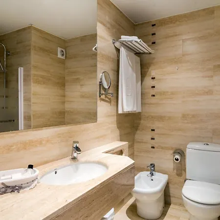 Garbi Hotel 3*
