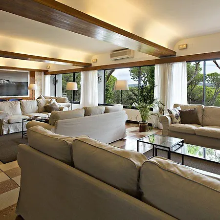 Garbi Hotel