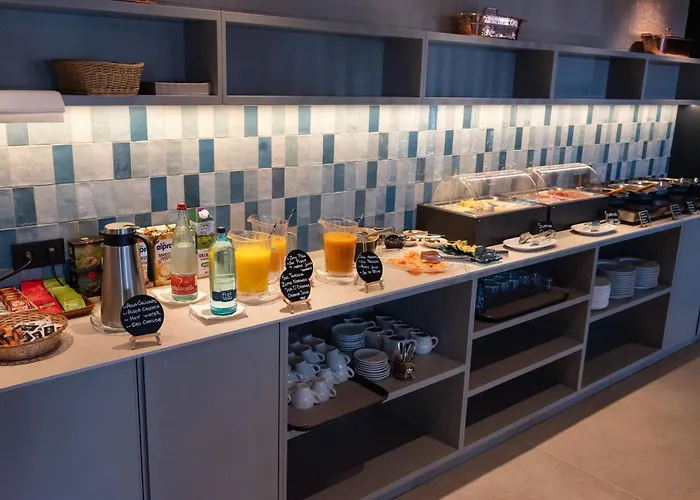 Garbi Hotel 3*